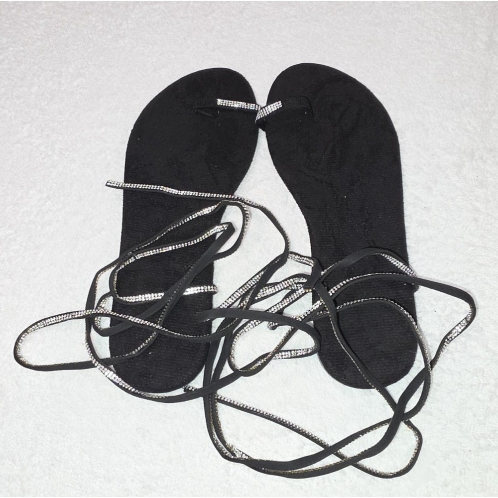 Black Lace-Up Flat Sandals – Women's Stylish Wrap Tie Design